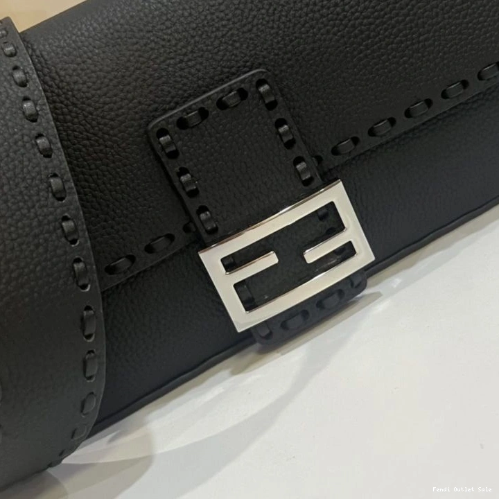 Cheap Baguette Bag Black Leather In Romano Medium Selleria Fendi Cuoio 0804